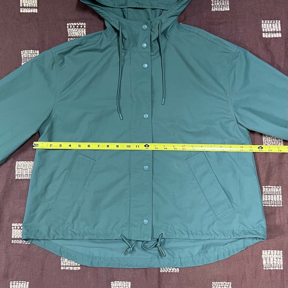 Gap Oversized Cropped Rain Jacket - image 4